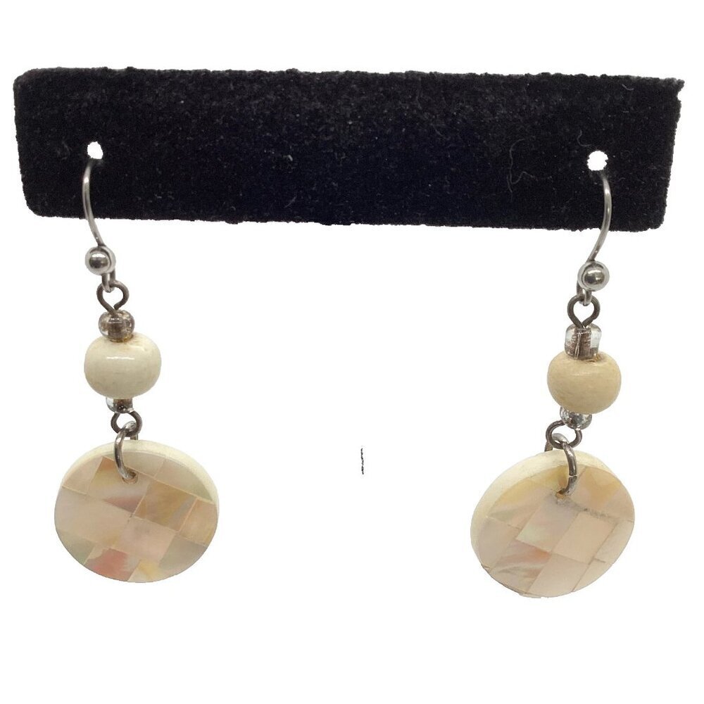Mother of Pearl Look Dangle Pierced Earrings - Picture 3 of 4